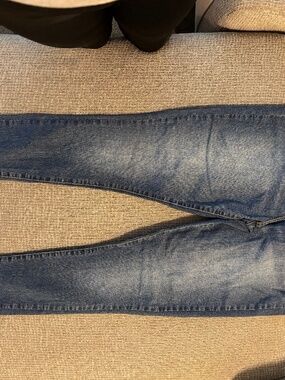 Blue skinny jeans